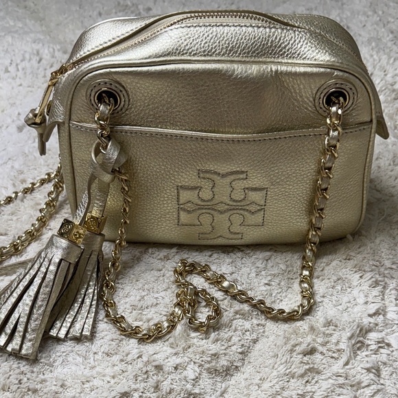 Tory Burch Metallic Gold Leather Thea Chain Crossbody - Picture 1 of 13